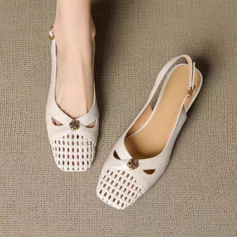 Heels - レディース フレンチスタイル クローズドトゥ サンダル、チャンキーヒール、多用途な編み込みシューズ、2026年夏 ホロー 通気性