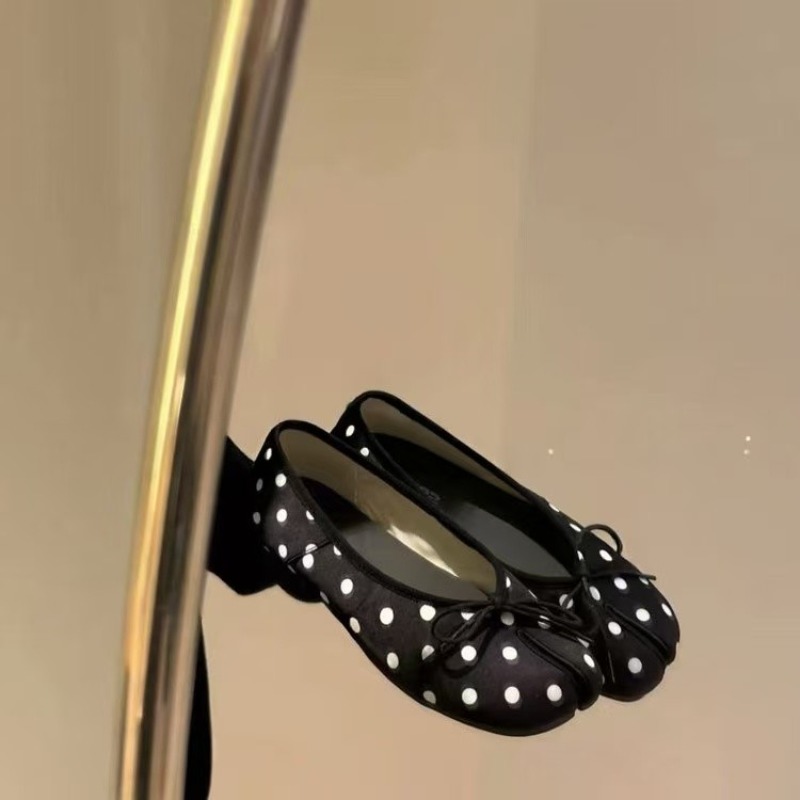 スイートボウ レディース 2026年春新作 スリッポン 軽量 - Heels のレビューと価格