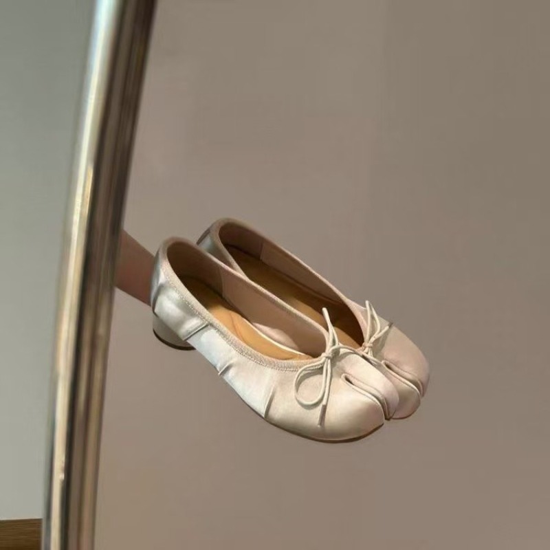 スイートボウ レディース 2026年春新作 スリッポン 軽量 - Heels のレビューと価格